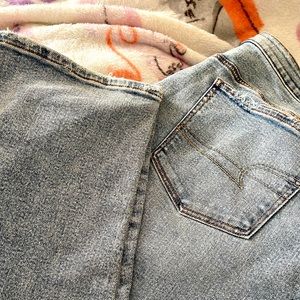 American Eagle Size 24 Mom Jean